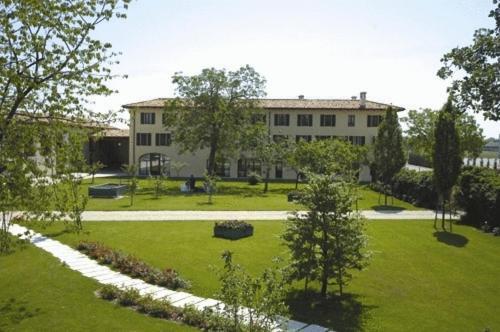 Hotel Fossa Mala Fiume Veneto Esterno foto