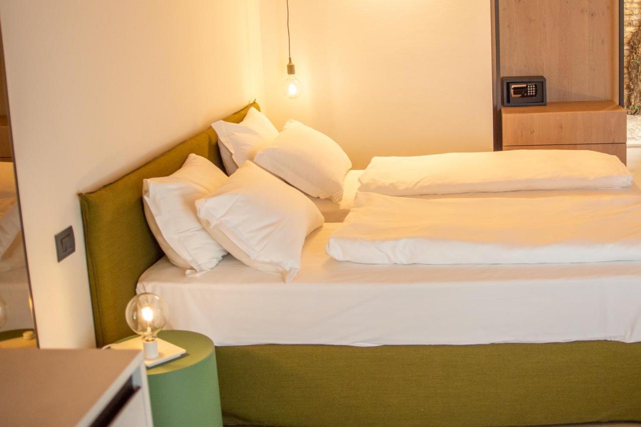 Hotel Fossa Mala Fiume Veneto Esterno foto