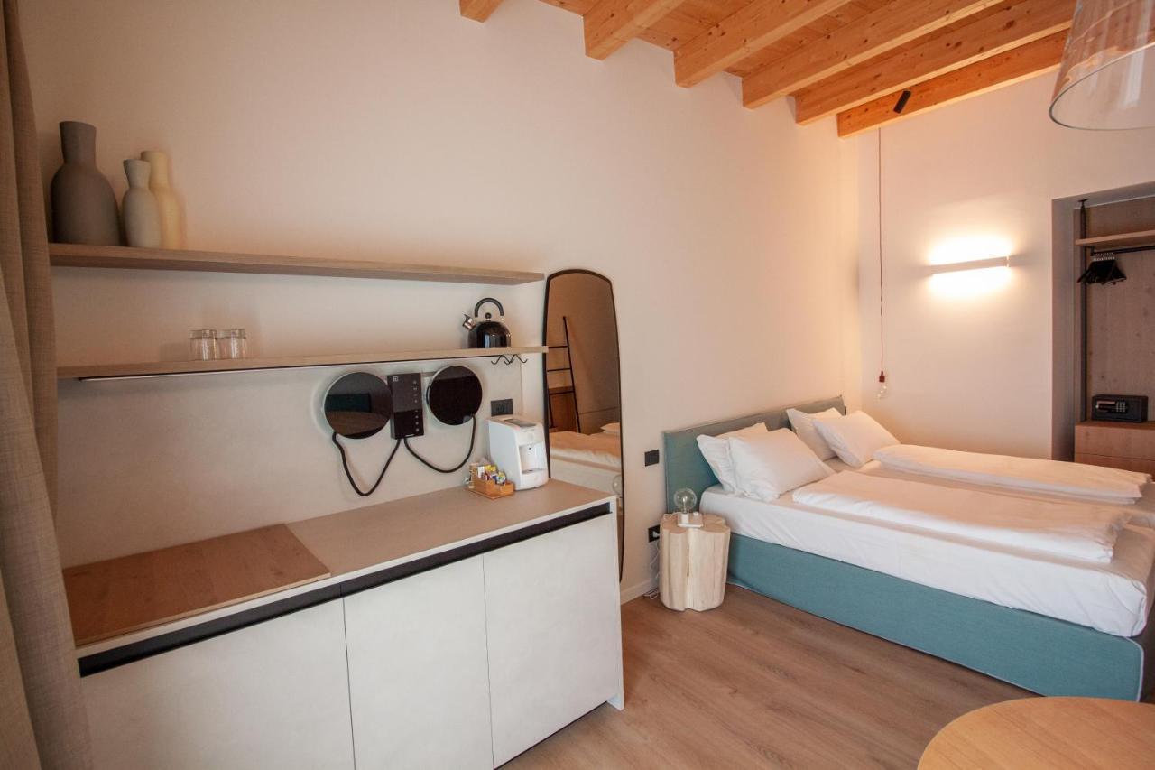 Hotel Fossa Mala Fiume Veneto Esterno foto