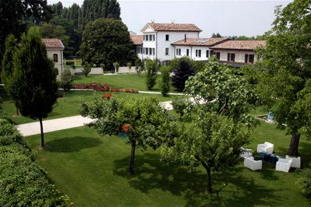 Hotel Fossa Mala Fiume Veneto Esterno foto
